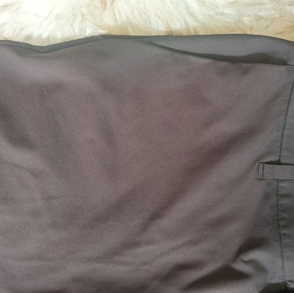 Lululemon Men's Commission Short Warpstreme 11" Inseam Size 36 Black Discolor. - Picture 6 of 9